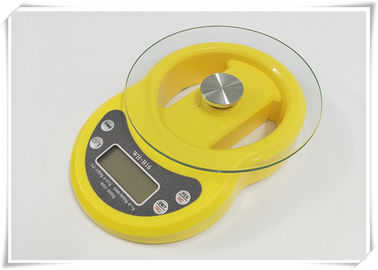 China Mini 4MM Glass Weight Scale , Easy To Read Electronic Kitchen Weighing Scales supplier